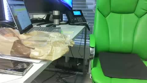 Snapshot of numlove chatting on 02-03-25, 12:47 Slave for Mistress and Master online show from 02-03-25, 12:47