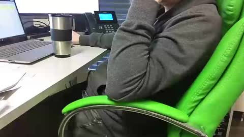 Snapshot of numlove chatting on 03-05-25, 10:22 Slave for Mistress and Master online show from 03-05-25, 10:22