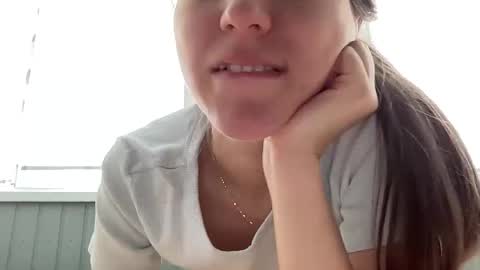 Ema online show from 02-22-26, 11:09