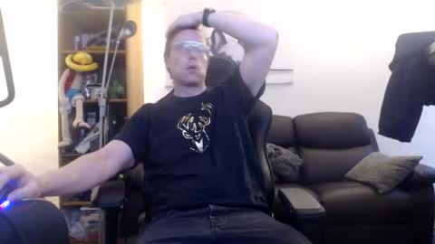 nursefan online show from 01-18-26, 03:38