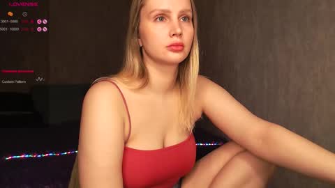 Snapshot of nutcrewlove chatting on 01-15-26, 10:13 WEELCOMEEEEEEEEEE online show from 01-15-26, 10:13