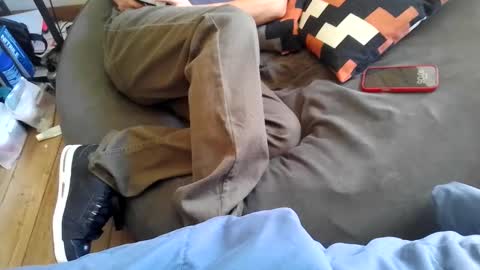 Snapshot of nuts4play chatting on 11-02-25, 05:04 Piecer online show from 11-02-25, 05:04