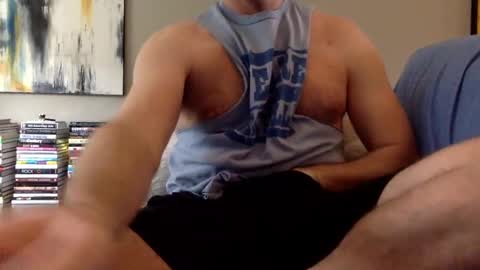 nxxtdoorguy77 online show from 02-09-25, 04:07