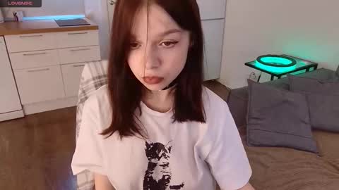 Snapshot of nya_babe chatting on 10-26-25, 04:24 nya_babe online show from 10-26-25, 04:24