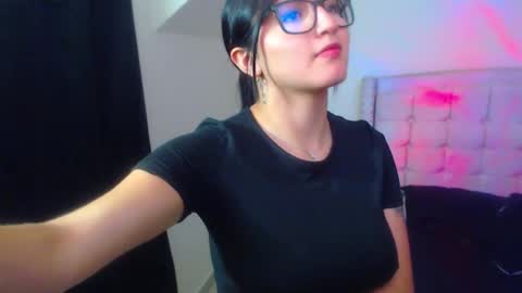 NyahMackenzie online show from 01-11-25, 10:07