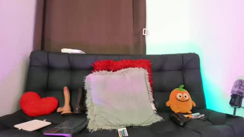 Nia online show from 02-22-25, 04:51