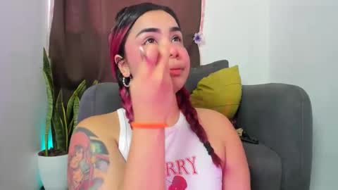 Nia online show from 03-28-26, 06:51