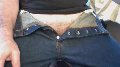 nyc1323 online show from 10-13-25, 06:41