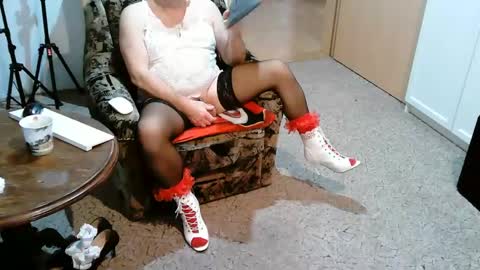 Strumpfhose online show from 01-11-25, 02:36