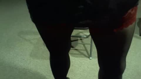 Snapshot of nylonslutbitch chatting on 11-20-25, 12:11 nylonslutbitch online show from 11-20-25, 12:11