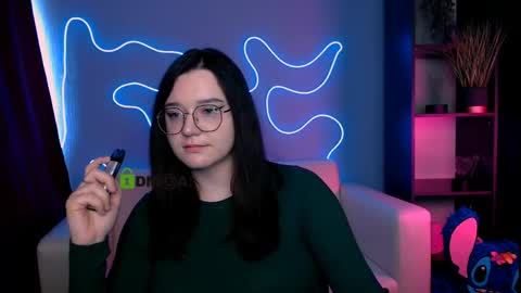 Mira online show from 04-26-26, 01:42