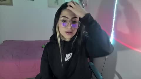 Frida online show from 02-03-25, 06:34