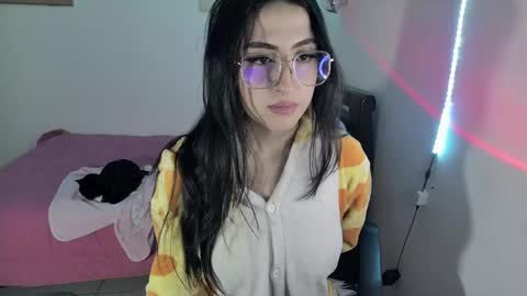 Frida online show from 02-05-25, 06:46