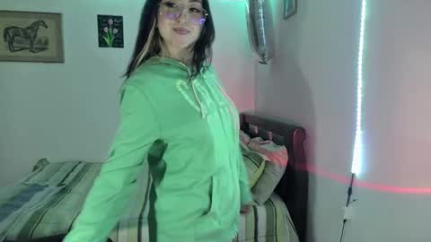 Frida online show from 02-17-25, 09:03