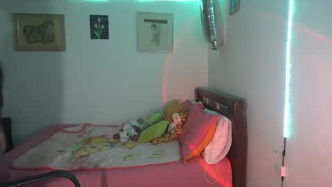 Frida online show from 09-09-25, 03:39