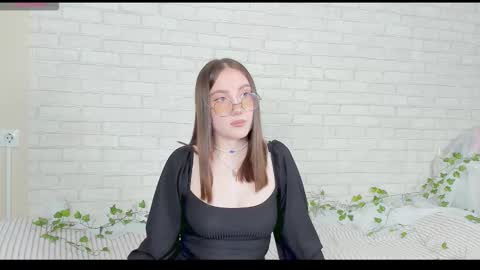 Kat online show from 11-08-25, 03:45