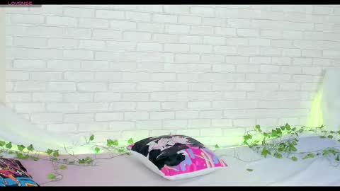 Kat online show from 02-20-26, 01:33