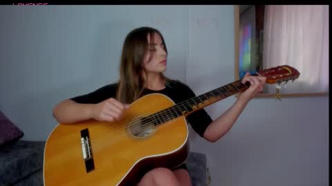 Snapshot of nyusha619933 chatting on 02-03-26, 08:58 Laura nyu online show from 02-03-26, 08:58