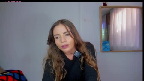 Snapshot of nyusha619933 chatting on 02-18-26, 09:22 Laura nyu online show from 02-18-26, 09:22