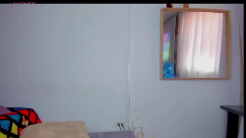 Snapshot of nyusha619933 chatting on 02-25-26, 08:51 Laura nyu online show from 02-25-26, 08:51