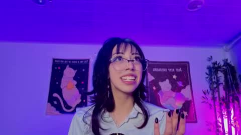 Snapshot of nyx_nayla chatting on 06-26-26, 06:18 online show from 06-26-26, 06:18