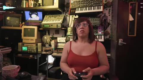 Snapshot of nyxraven chatting on 02-11-25, 12:28 NyxRaven online show from 02-11-25, 12:28