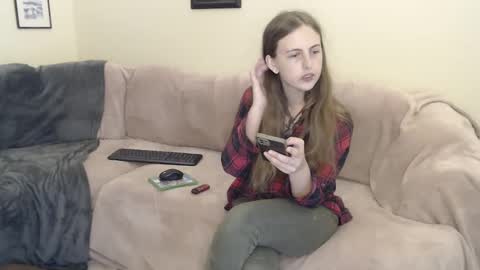 Snapshot of nzplaytime chatting on 01-15-25, 12:19 Stef Derek online show from 01-15-25, 12:19