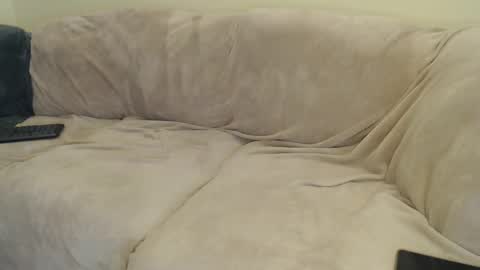 Snapshot of nzplaytime chatting on 03-01-25, 08:23 Stef Derek online show from 03-01-25, 08:23