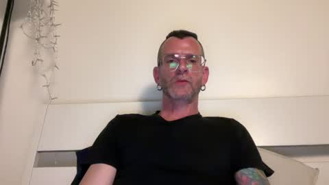 Jonathan Deep online show from 06-14-26, 01:58