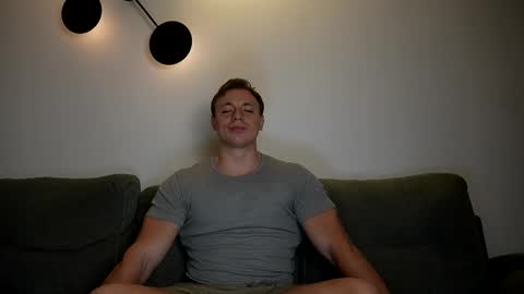 Snapshot of o_r_b_i_t chatting on 05-05-26, 03:31 o_r_b_i_t online show from 05-05-26, 03:31