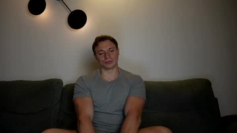 Snapshot of o_r_b_i_t chatting on 05-17-26, 08:23 o_r_b_i_t online show from 05-17-26, 08:23