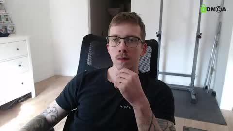 Snapshot of oatking chatting on 04-04-26, 08:56 Oatking online show from 04-04-26, 08:56