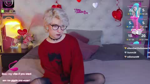 Moonlight online show from 02-11-25, 07:27