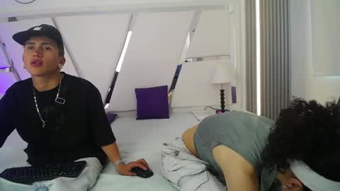 Snapshot of oblivionlove chatting on 11-10-25, 07:46 oblivionlove online show from 11-10-25, 07:46