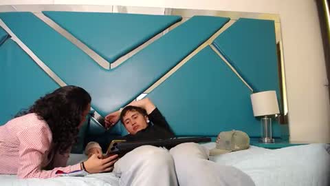 Snapshot of oblivionlove chatting on 11-21-25, 06:50 oblivionlove online show from 11-21-25, 06:50