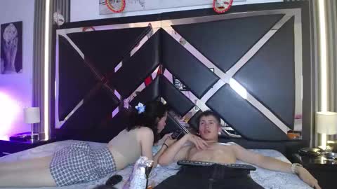 Snapshot of oblivionlove chatting on 12-16-25, 09:42 oblivionlove online show from 12-16-25, 09:42