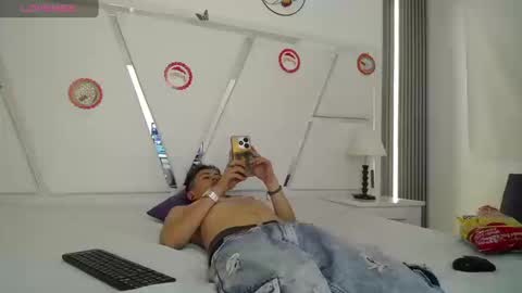 Snapshot of oblivionlove chatting on 01-07-26, 08:00 oblivionlove online show from 01-07-26, 08:00