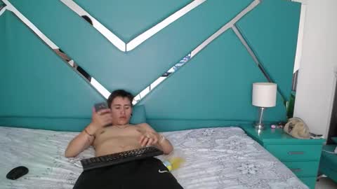 Snapshot of oblivionlove chatting on 03-03-26, 01:50 oblivionlove online show from 03-03-26, 01:50