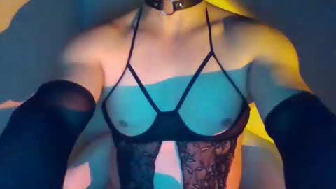 Snapshot of obscuraboy chatting on 01-16-26, 10:36 Doxy online show from 01-16-26, 10:36