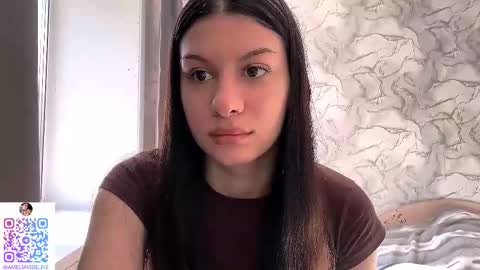 Snapshot of obsidian_glow chatting on 09-25-25, 06:39 Amelia online show from 09-25-25, 06:39