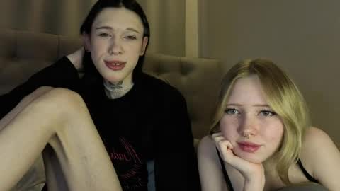 alisha online show from 04-28-26, 03:50