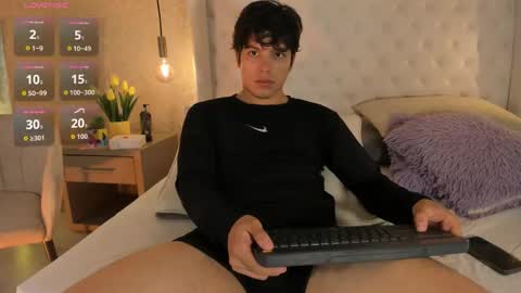 Snapshot of obsidian_soul chatting on 05-27-26, 02:58 OBSIDIAN online show from 05-27-26, 02:58