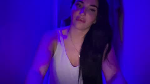 A L A R A  online show from 10-04-25, 02:31