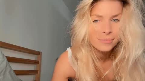 ocicatcat online show from 04-24-26, 10:07