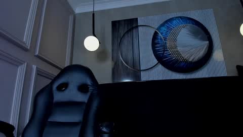 independent model online show from 01-25-25, 03:40