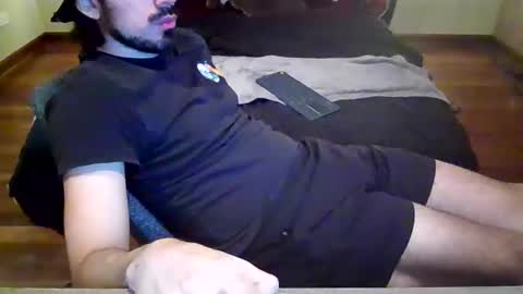 Snapshot of octobersky1993 chatting on 12-21-24, 09:12 Sky online show from 12-21-24, 09:12