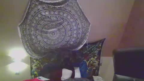 Snapshot of octobersky1993 chatting on 09-20-25, 11:33 Sky online show from 09-20-25, 11:33