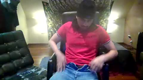 Snapshot of octobersky1993 chatting on 10-26-25, 07:36 Sky online show from 10-26-25, 07:36