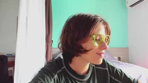 Evie online show from 12-02-24, 05:26