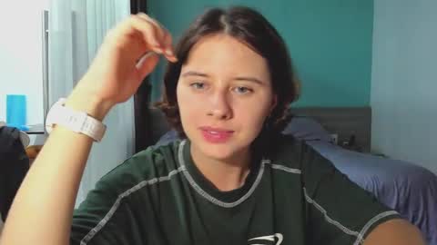 Evie online show from 12-06-24, 02:49